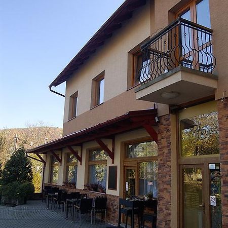 Penzion Majak Banská Bystrica Exteriér fotografie