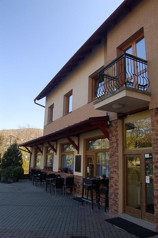 Penzion Majak Banská Bystrica Exteriér fotografie