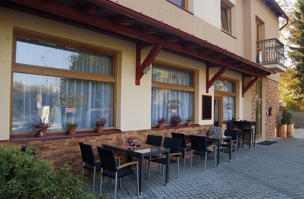 Penzion Majak Banská Bystrica Exteriér fotografie