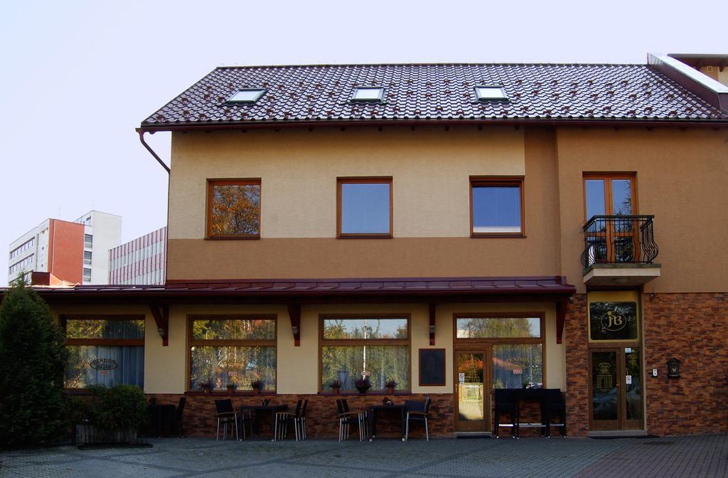 Penzion Majak Banská Bystrica Exteriér fotografie